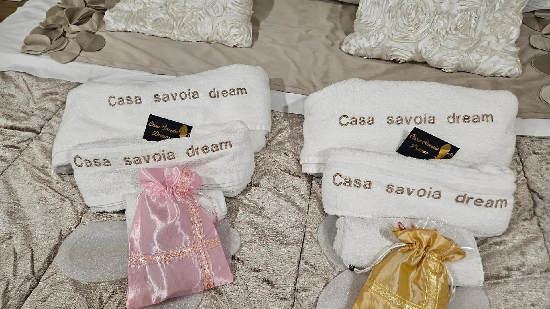 Casa Savoia Dream Apartment Naples